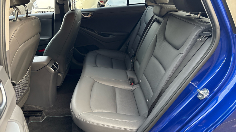 Hyundai IONIQ 1.6 GDi Hybrid Premium SE 5dr DCT Hybrid Hatchback